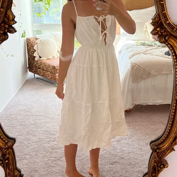 White midi dress - Picture 2 of 5